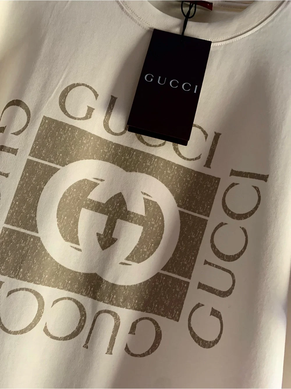 Gucci Cream Short Sleeve Logo T-Shirt with Metallic Print